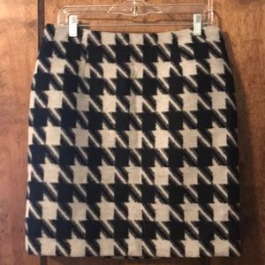 Black and White Houndstooth Mini Skirt